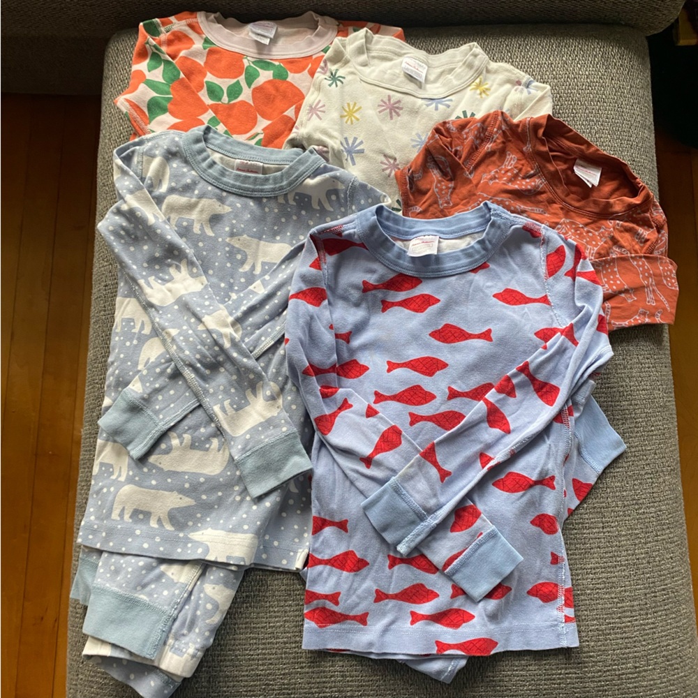 Bundle of Hanna Andersson Kids Pajamas - Blue, Red, Orange, Gray